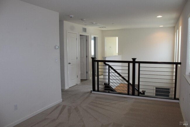 Building Photo - 1280 Cornell Dr