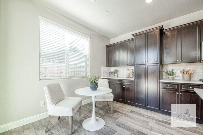 Building Photo - Stunning Granville Home in Copper River Canvas Gated Community!