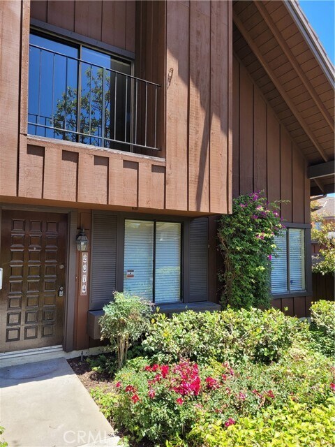 Building Photo - 2074 Mt Shasta Dr