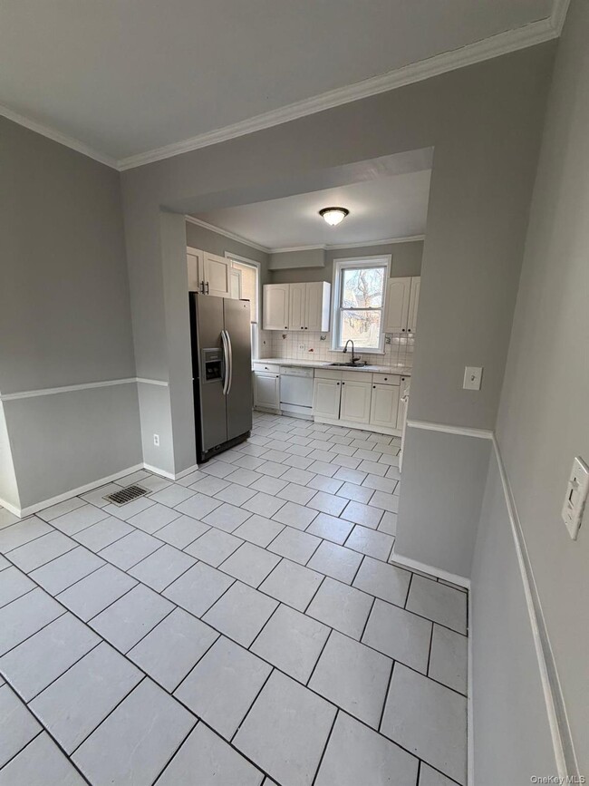 Building Photo - 41 N Fulton Ave