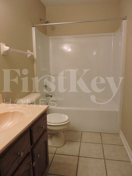 Building Photo - 4344 Cleopatra Dr