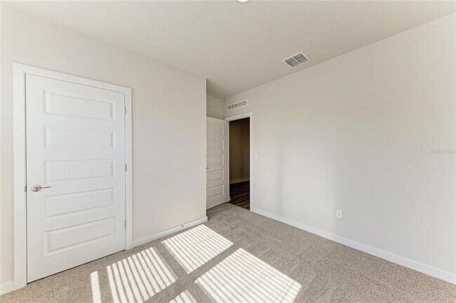 Building Photo - 18143 Wheathouse Pl