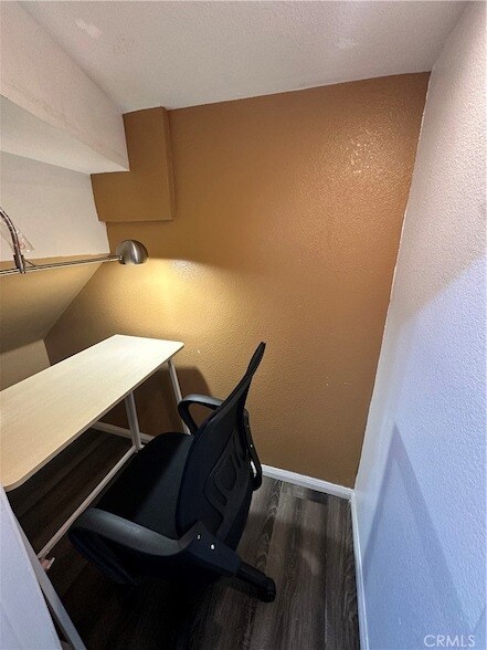 Building Photo - 33010 Donner Ln