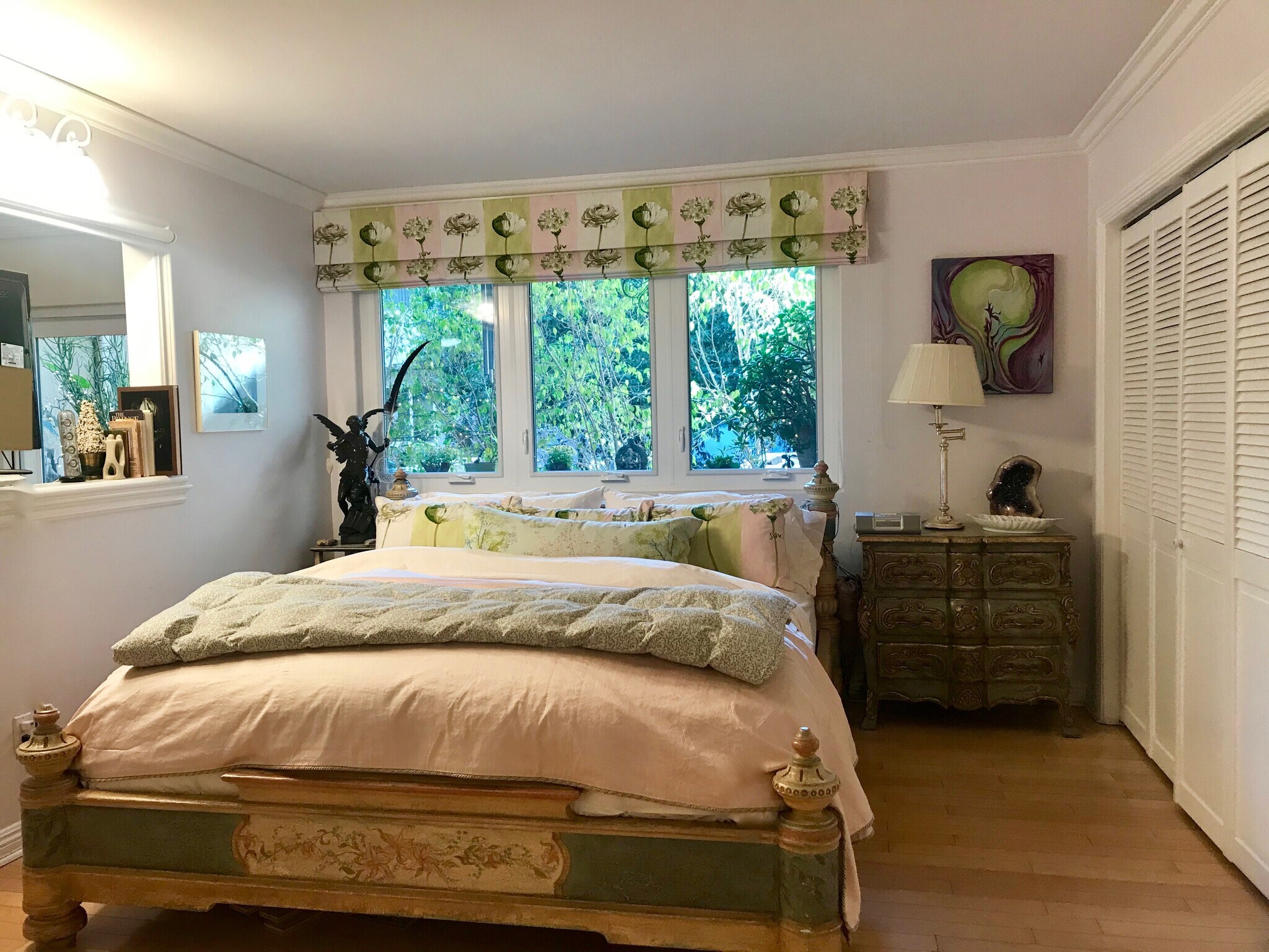 Building Photo - 1345 N Fuller Ave