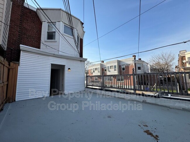 Building Photo - 129 S 63rd St