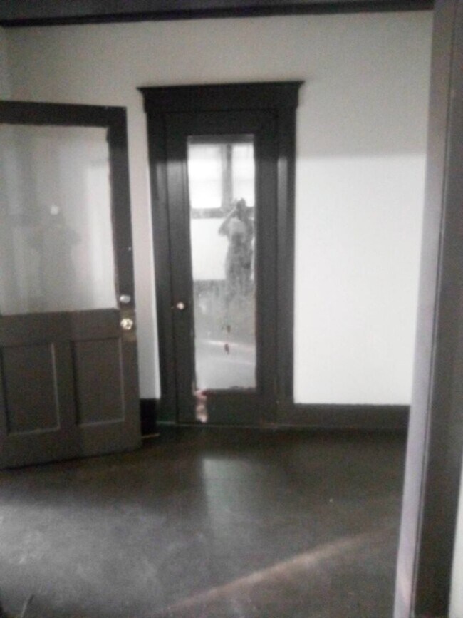 Building Photo - 1538 N 29th St