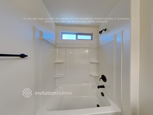 Building Photo - 2105 N 211th Dr