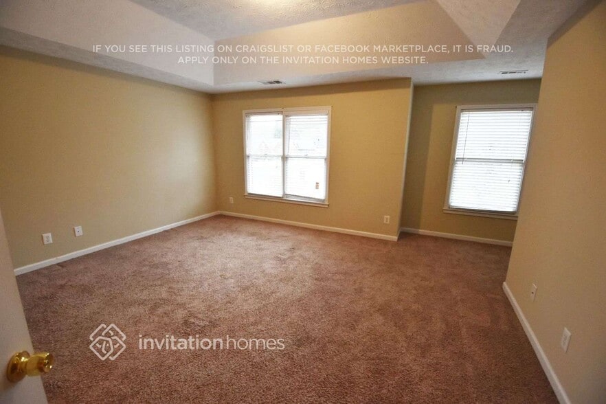 Building Photo - 208 Ivy Creek Dr