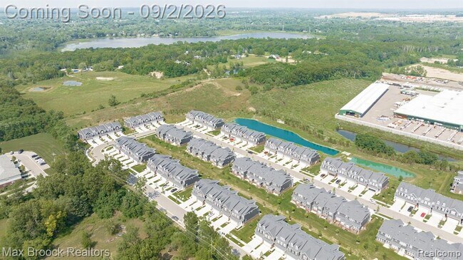 Building Photo - 4819 Glenora Dr