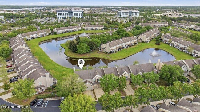 Building Photo - 11152 Castlemain Cir S