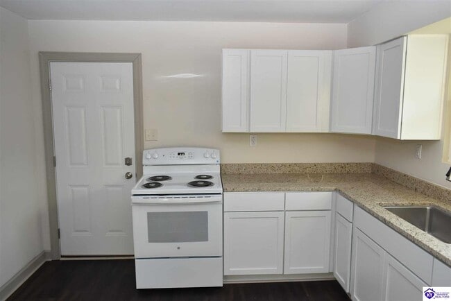 Building Photo - 1177 Evelyn Dr