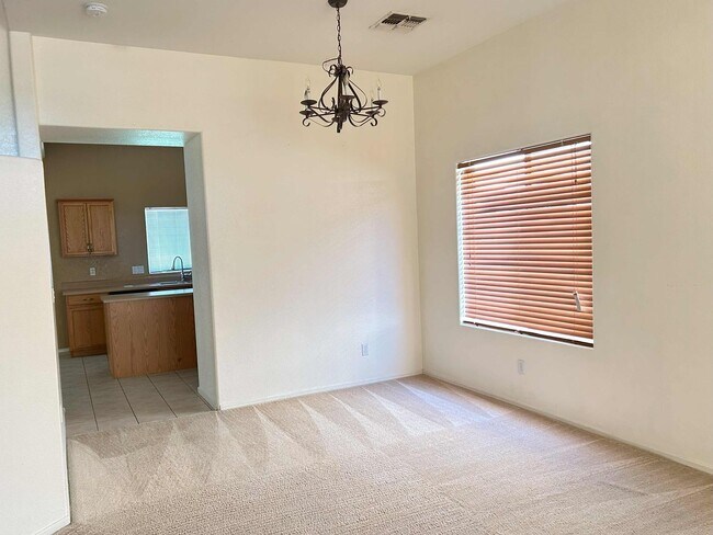 Building Photo - MOUNTAIN VISTA RANCH HOME WITH POOL AND SP...