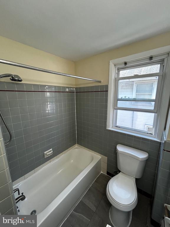 Building Photo - 7347 Tabor Ave