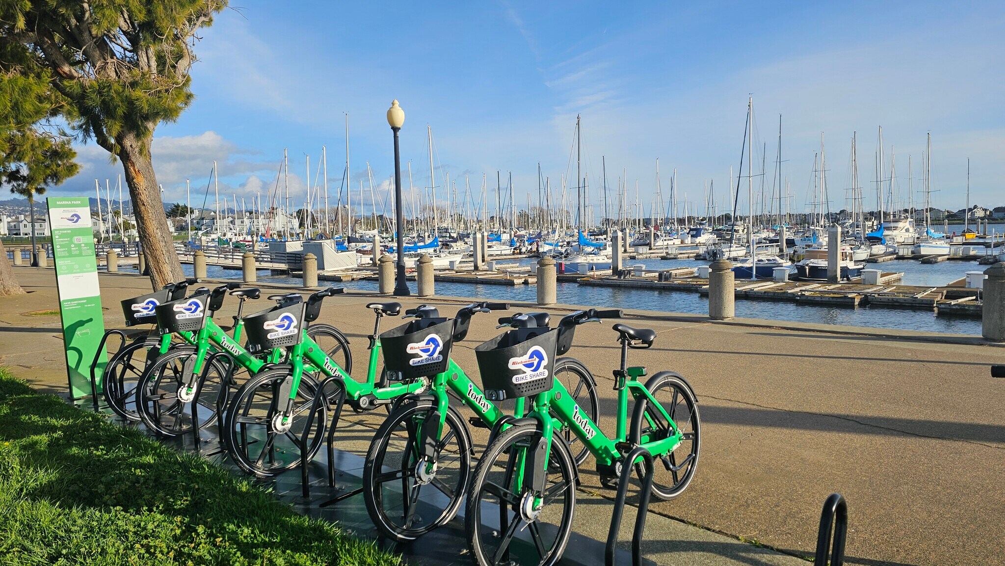 Building Photo - 242 Marina Lakes Dr