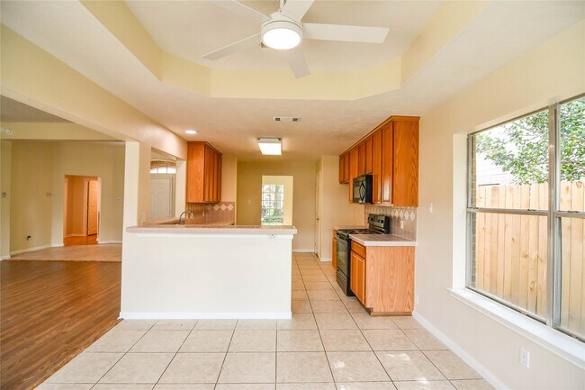 Building Photo - 1811 Ridgeway Trail