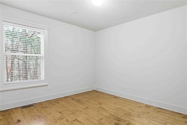 Building Photo - 501 Ridge View Crossing