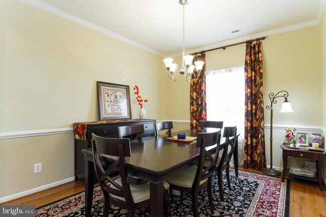 Building Photo - 46 Bismark Dr