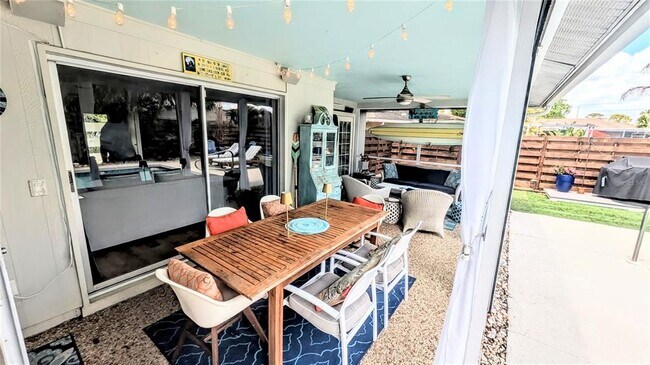 Building Photo - 7477 Mariana Dr