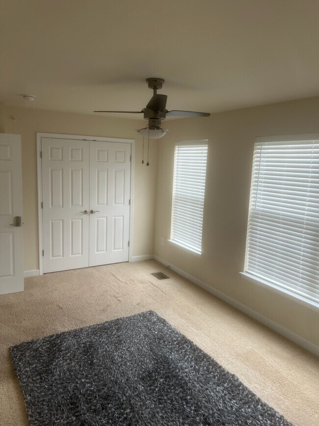 Building Photo - 7202 Brickyard Station Dr