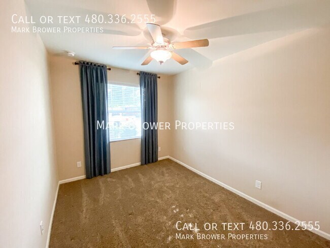 Building Photo - 115 S Bermuda Cir