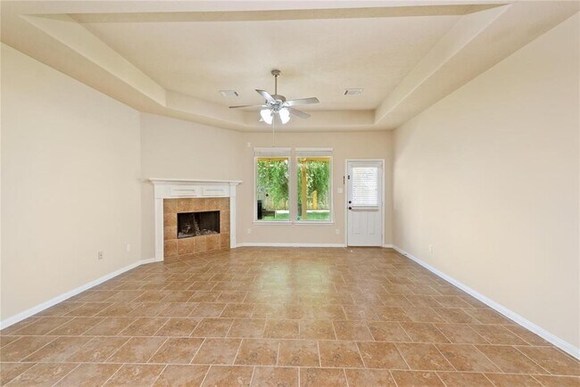 Building Photo - 17423 Waterview Dr