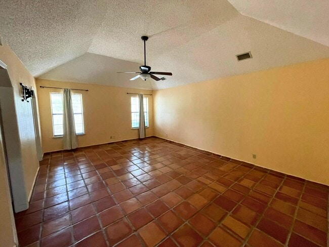 Building Photo - 8649 Northridge Loop