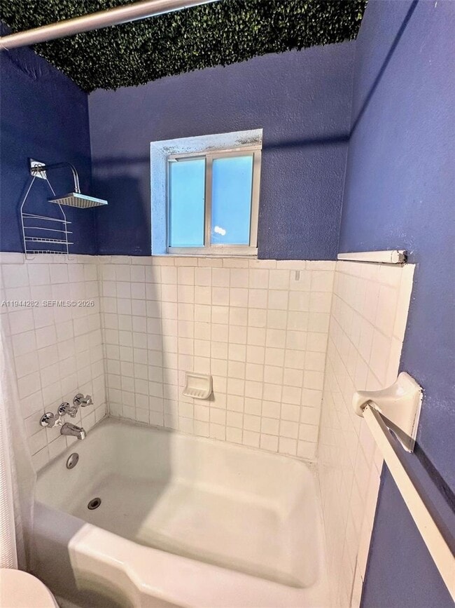 Building Photo - 3071 SW 27th Ave