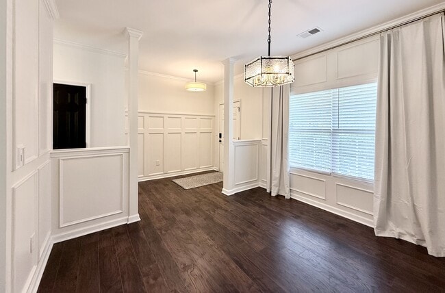 Building Photo - 4604 Miller Dr