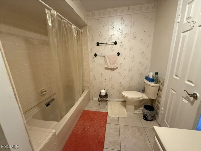 Building Photo - 14801 Randolph Ct