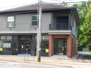 Building Photo - 2914 Frankfort Ave