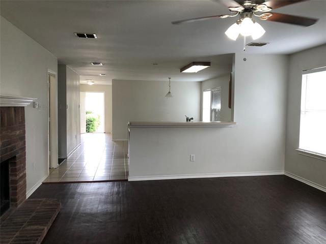 Building Photo - 2627 Mountain View Dr