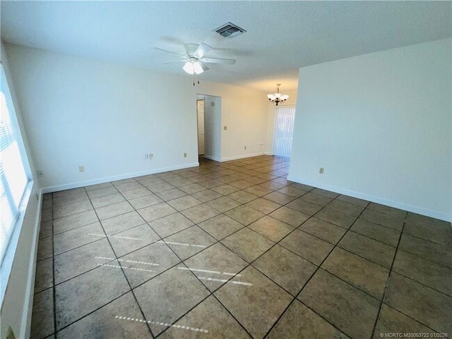 Building Photo - 2031 SE Jackson St