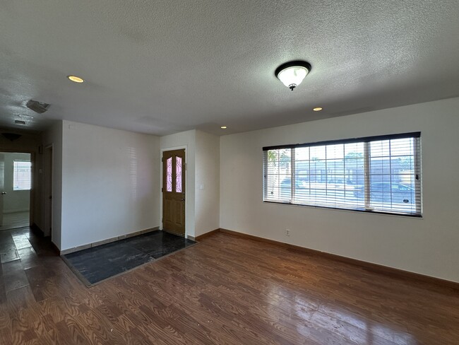 Building Photo - 7026 Westbrook Ave