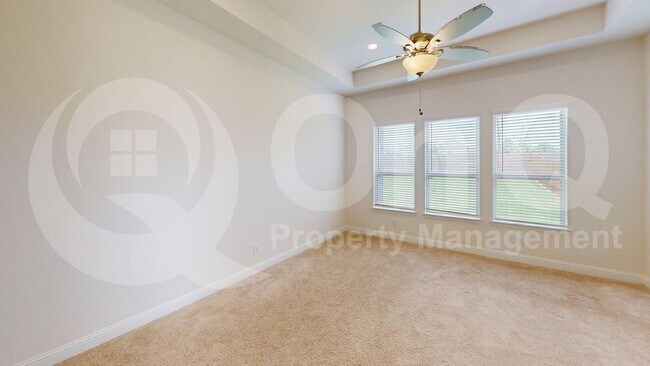 Building Photo - 333 ELK Dr