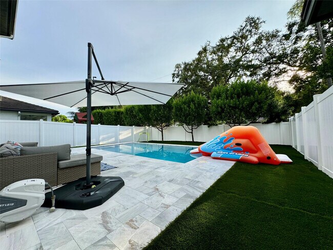 Building Photo - 4915 Whispering Way