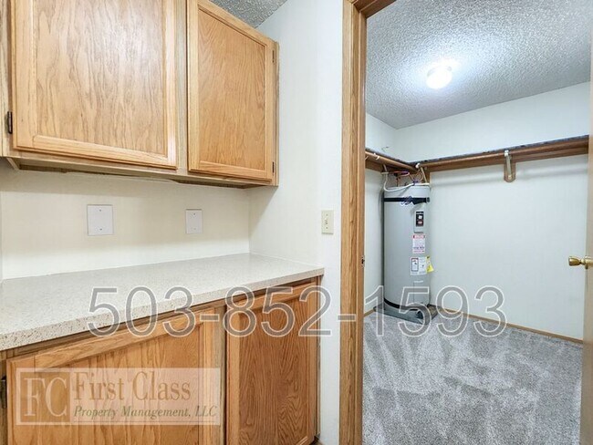 Building Photo - 4852 SW MURRAY Blvd