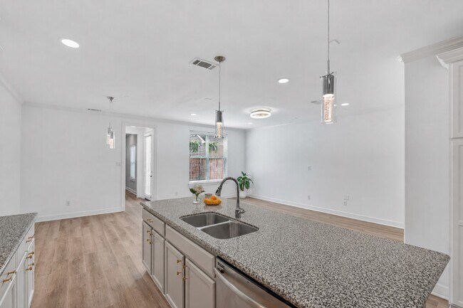 Building Photo - 143 Kendrick Pines Blvd