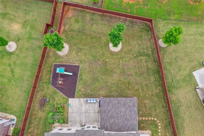 Building Photo - 6035 Ashborough Park