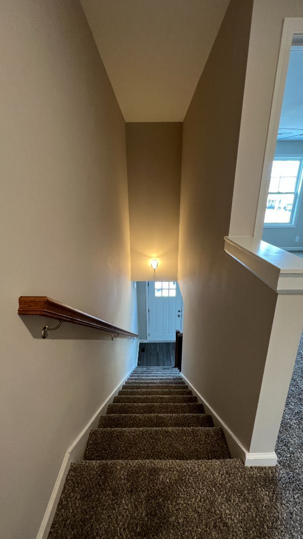 Building Photo - 724 Commerce St