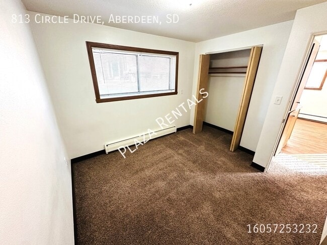 Building Photo - 315 S Marshall St