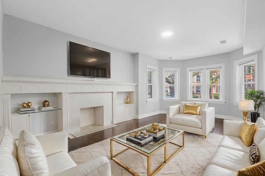 Building Photo - 8129 S Maryland Ave