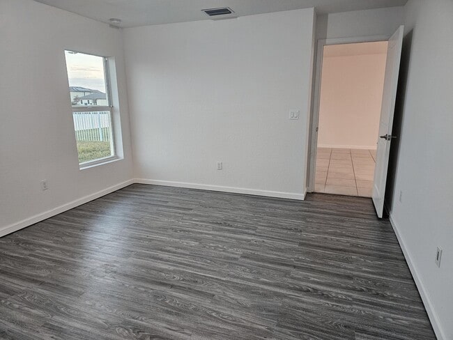 Building Photo - 4231 Troon Pl