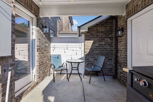 Building Photo - 140 Jackson Alan Dr