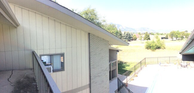 Building Photo - South Boulder Condo; Beautiful Flatiron Views