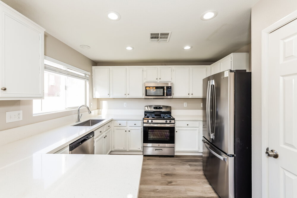 Building Photo - 6236 Desert Lavender Ave