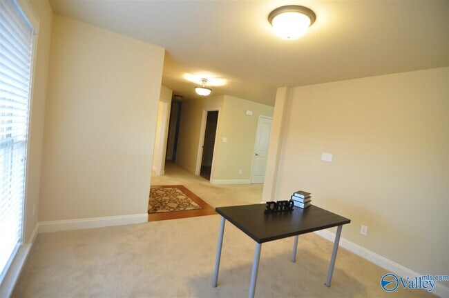 Building Photo - 276 Village Springs Dr