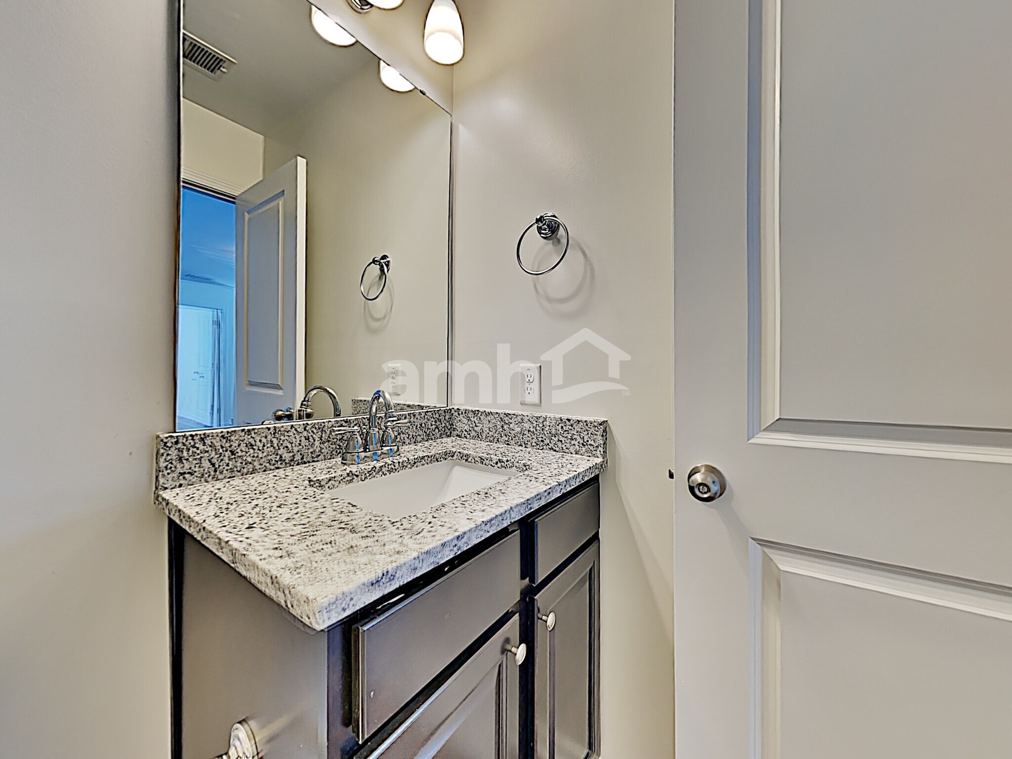 Building Photo - 334 Cantley Ct