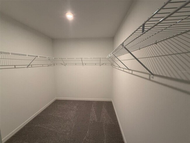 Building Photo - 3565 Dahlia Dr