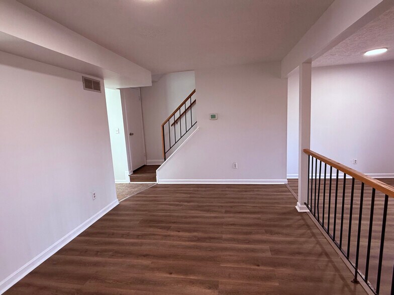 Building Photo - 2916 Carlyle Ct