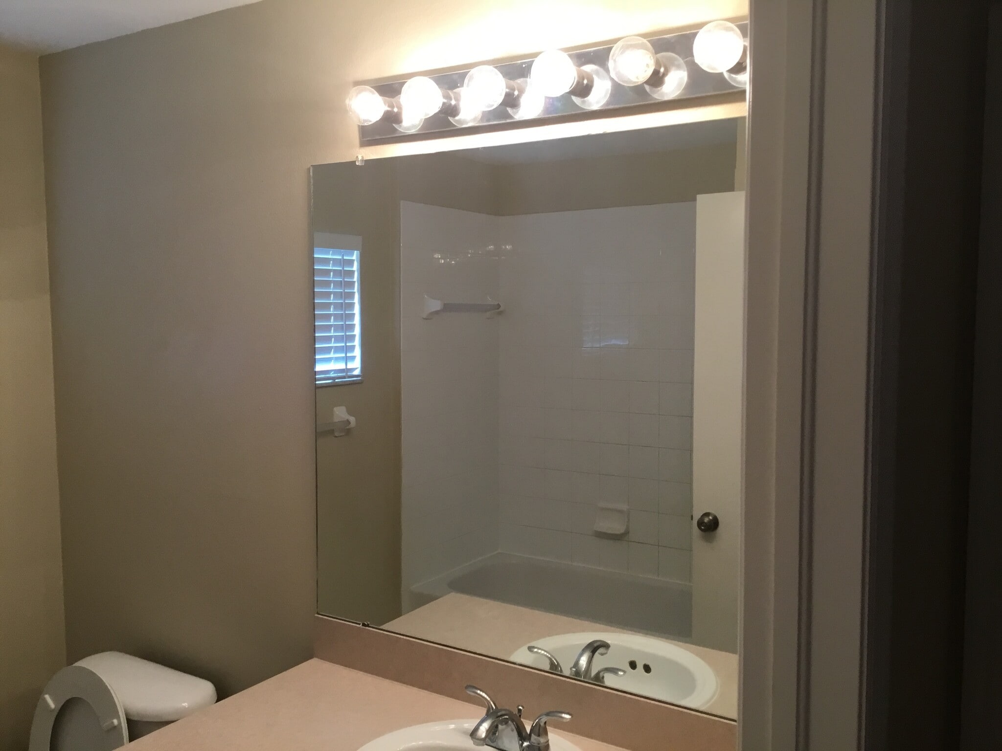 Building Photo - 10625 Cami Ct